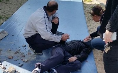 קיר נפל על תלמיד בבית ספר בקריית ים: "בנס הוא יצא בחיים"